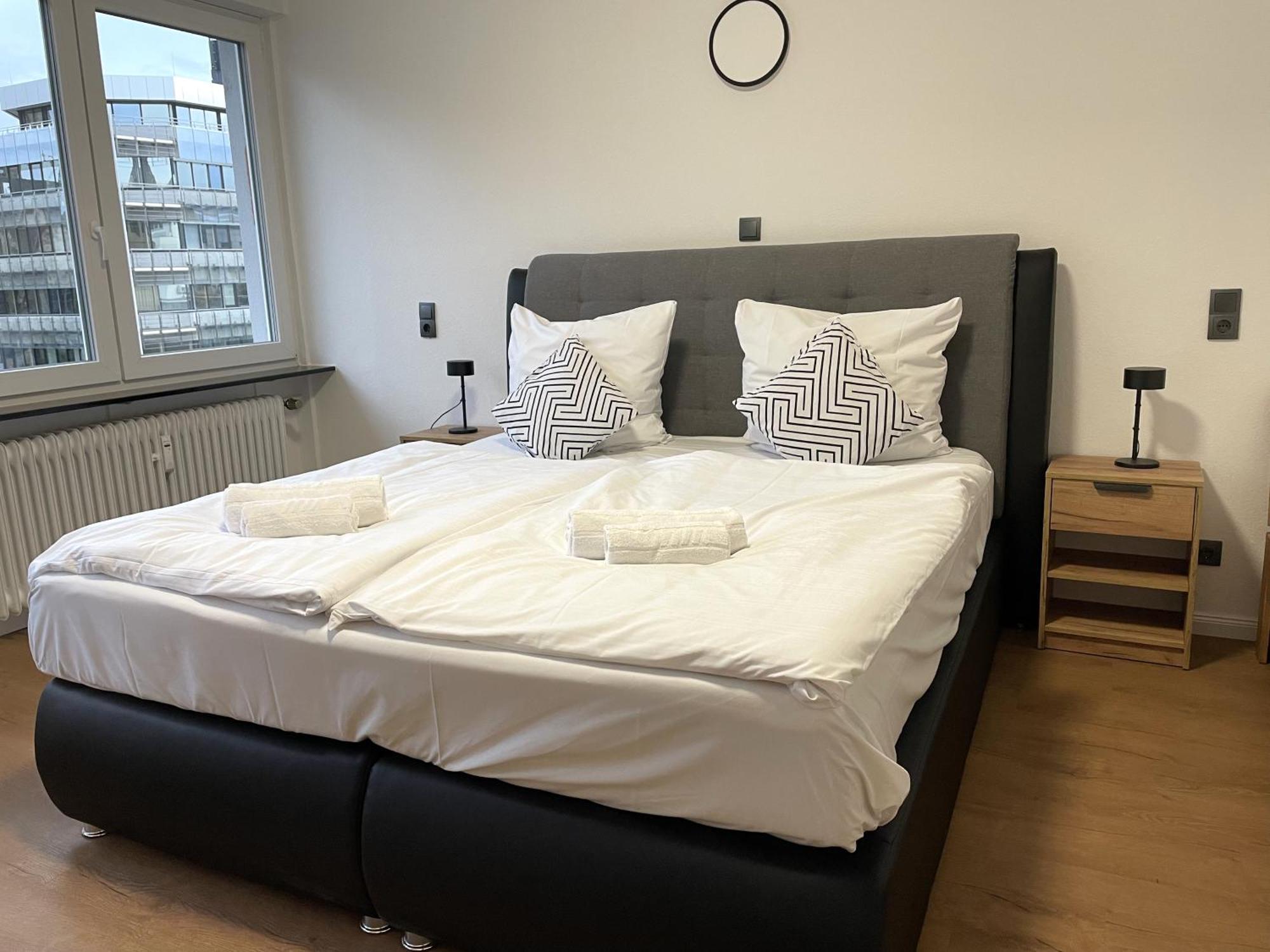 Urbansuites - Stylish Apartments I Koblenz Center I Kitchen I Up To 115M2 Dış mekan fotoğraf