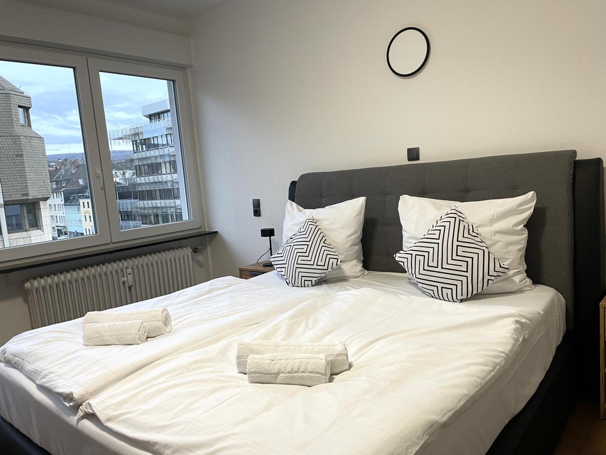Urbansuites - Stylish Apartments I Koblenz Center I Kitchen I Up To 115M2 Dış mekan fotoğraf